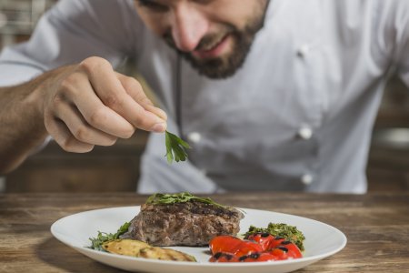 Odborné kurzy,  s ktorými si môžete otvoriť vlastnú reštauráciu, cukráreň, či pekáreň.